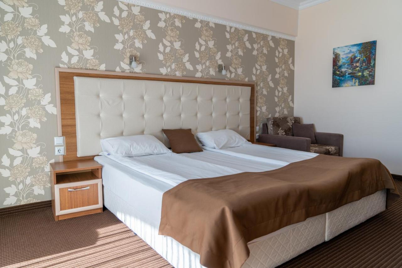 Hotel Paradise Ognyanovo  Ngoại thất bức ảnh