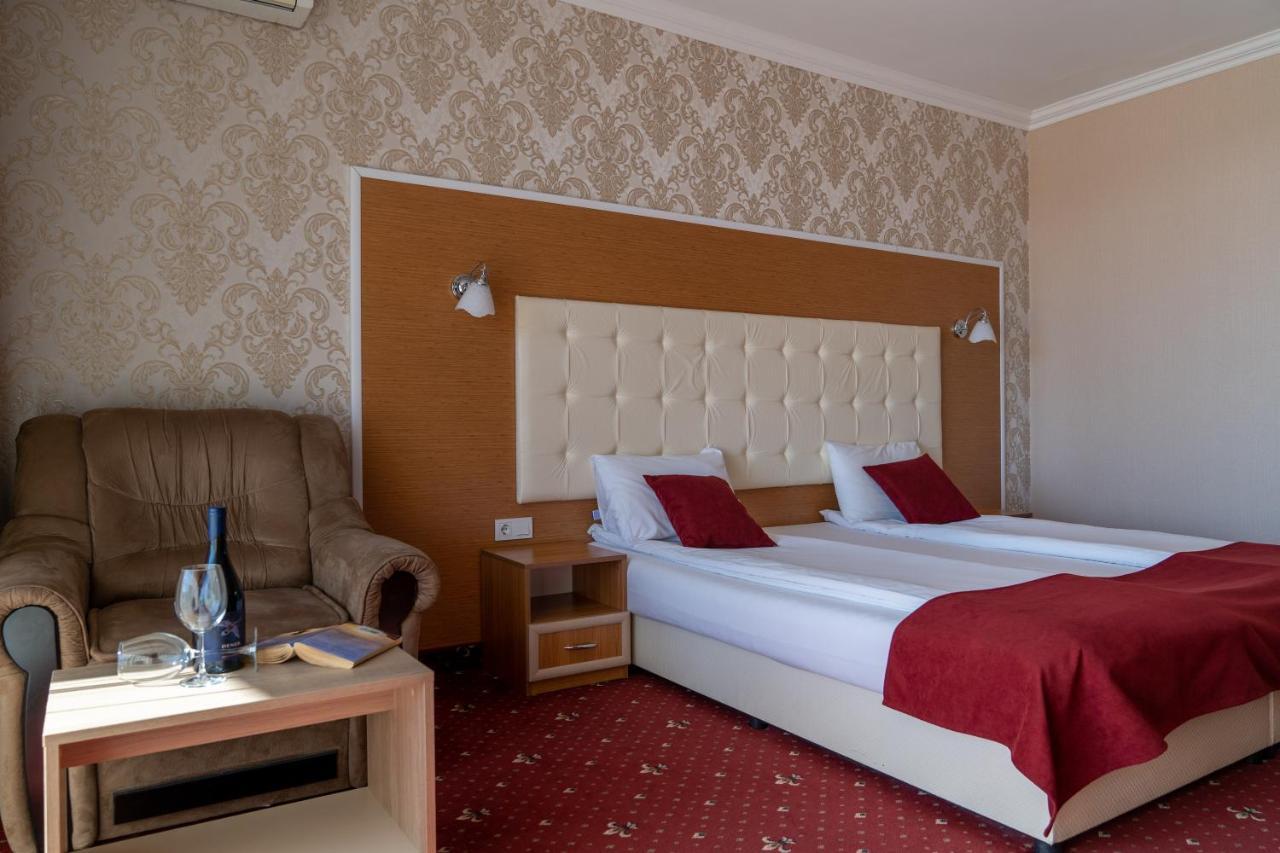 Hotel Paradise Ognyanovo  Ngoại thất bức ảnh