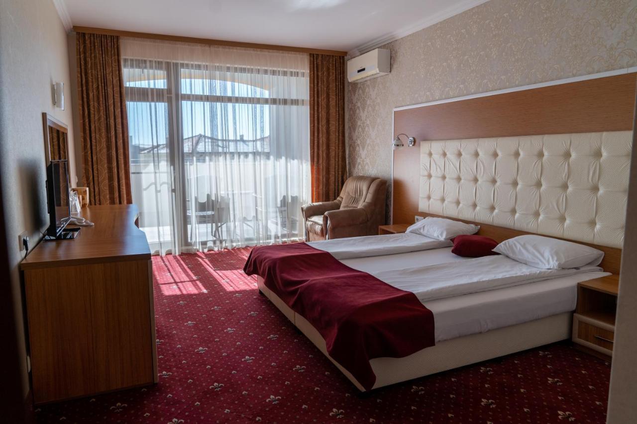 Hotel Paradise Ognyanovo  Ngoại thất bức ảnh