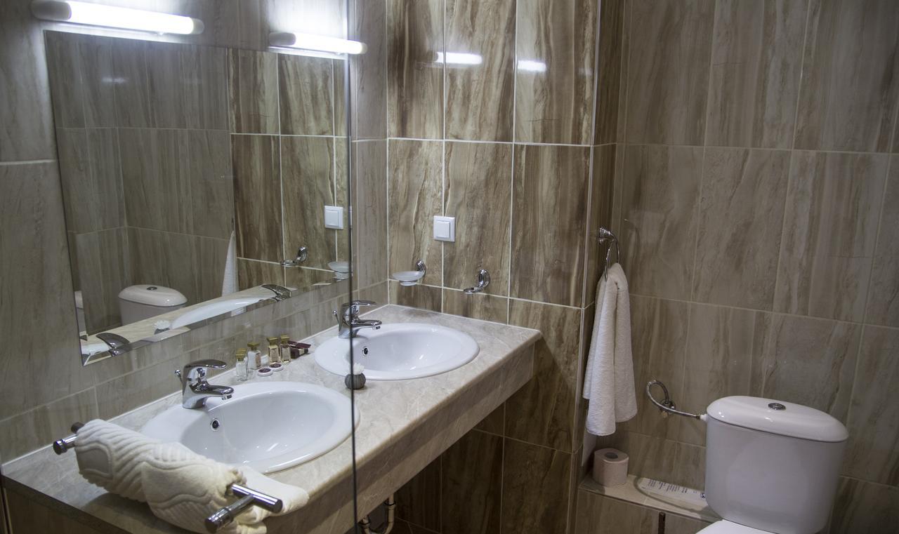 Hotel Paradise Ognyanovo  Ngoại thất bức ảnh